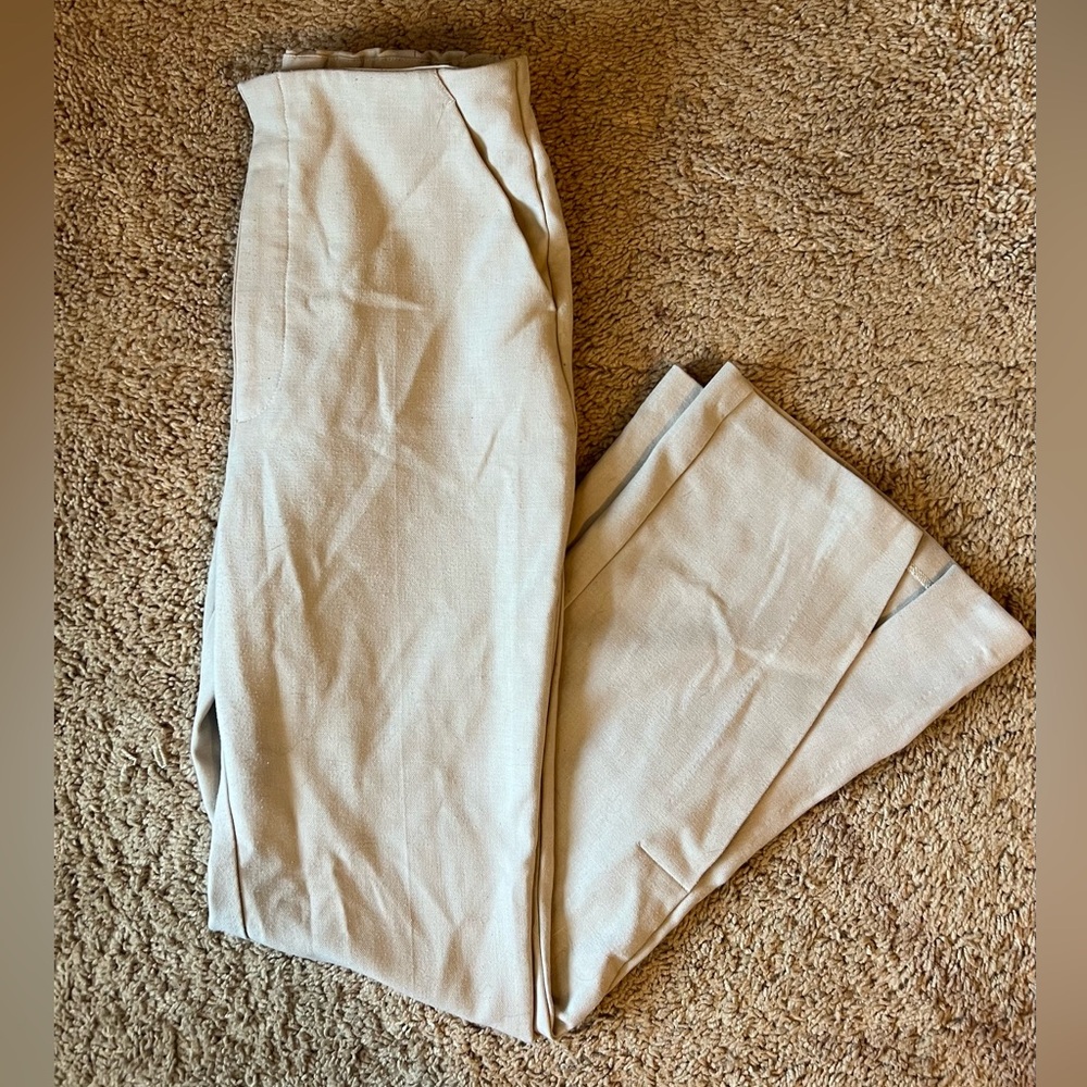 Abercrombie & Fitch Women's Cream Slacks